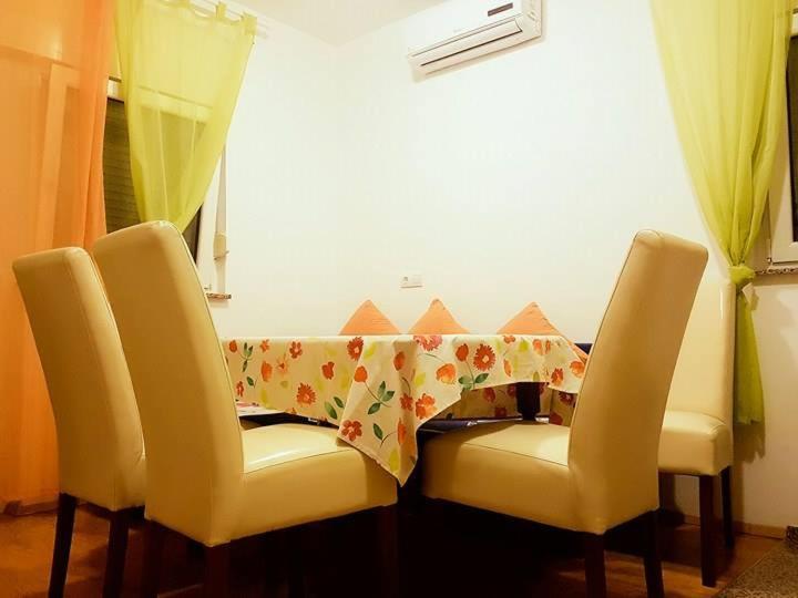 Renic Apartments นิน ภายนอก รูปภาพ
