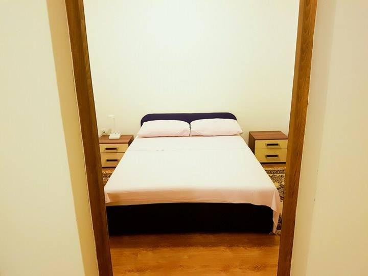 Renic Apartments นิน ภายนอก รูปภาพ